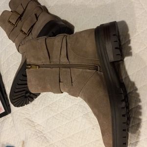 Vince Camuto SUEDE Moto ankle boots 7 1/5